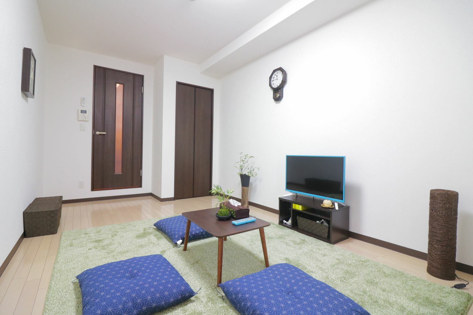 Hg Cozy Hotel No 38 通天閣前 Osaka Exterior foto